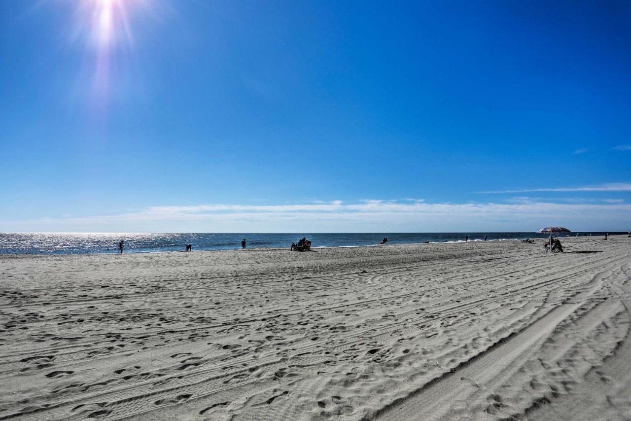 Oceanfront Myrtle Beach Condo With Balcony And Views! Exterior photo